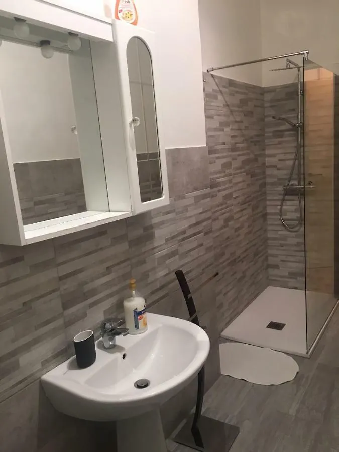 Apartment Ferienwohnung Bilocale Indipendente Mailand Italien